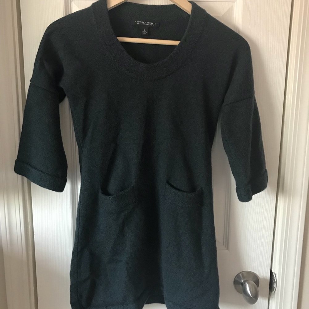 Banana Republic Small 3/4 Sleeve Merino Wool dress